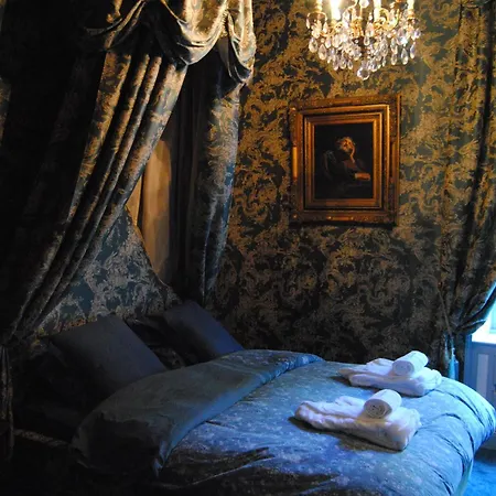 Chateau De Montchoisy 4* Chezelle