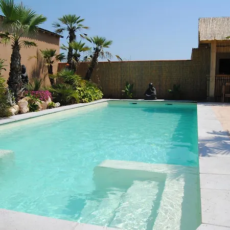 Chateau De Montchoisy Konukevi Chezelle